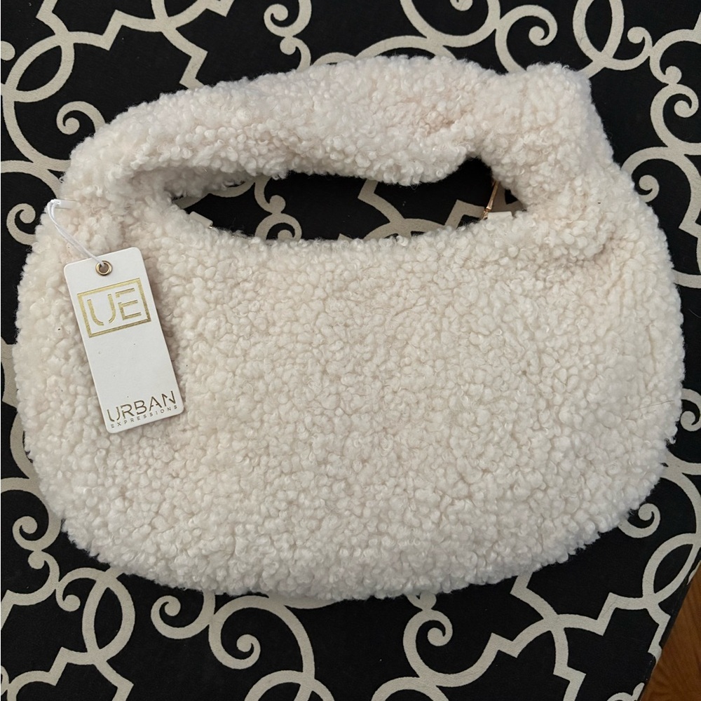 ✨ Ivory Sherpa Knot Bag ✨